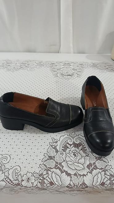 deri plas: Qadın ayaqqabısı – klassik loafer stili - Rəng: qara. təmiz dəri — 2