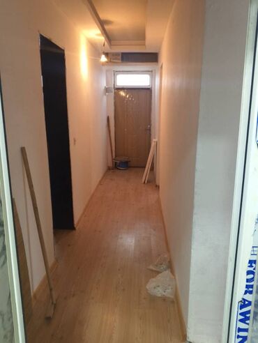 Həyət evləri və villaların satışı: Balaxanı qəs. 4 otaqlı, 100 kv. m, Kredit yoxdur, Orta təmir — 10