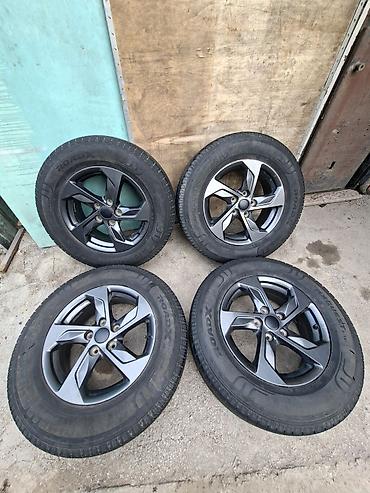 баа: Дөңгөлөктөр монтажда 215 / 70 / R 16, Жай, Колдонулган, Комплект, Жеңил унаалар, Куйма, тешиктери - 5 — 6