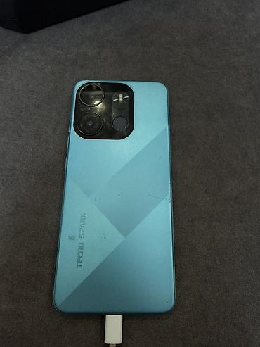 vivo v21e: Tecno Spark Go 2023, Б/у, 64 ГБ, цвет - Голубой — 9