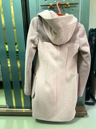 palto satışı: Пальто M (EU 38), цвет - Розовый