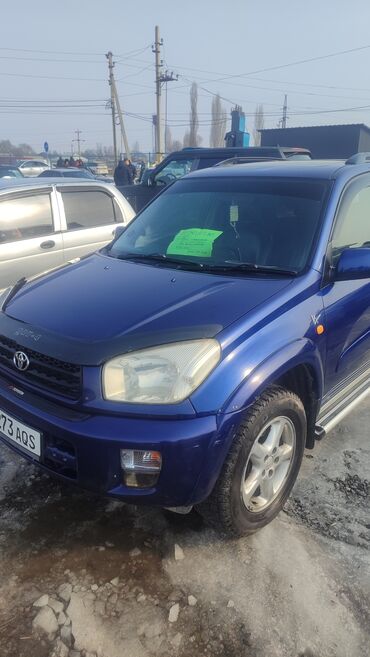 Toyota: Toyota RAV4: 2002 г., 2 л, Автомат, Бензин, Кроссовер