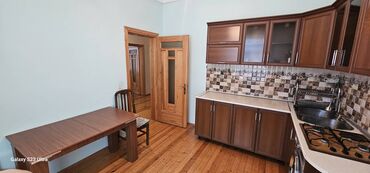 Uzunmüddətli kirayə evlər: 100 kv. m, 3 otaqlı — 4