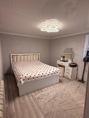 Продажа коттеджей и домов: Продаю большой дом, 110м/кв Участок 10 соток имеется большой огород — 2