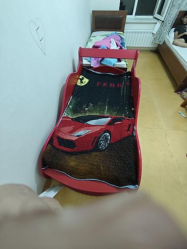 oyuncaq masin sekilleri: Uşaq üçün maşın formalı çarpayı - Rəng: qırmızı - Korpus: yan — 1