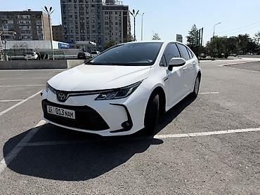 аукцион номер кр: Toyota Corolla: 2021 г., 1.8 л, Вариатор, Гибрид, Седан — 1