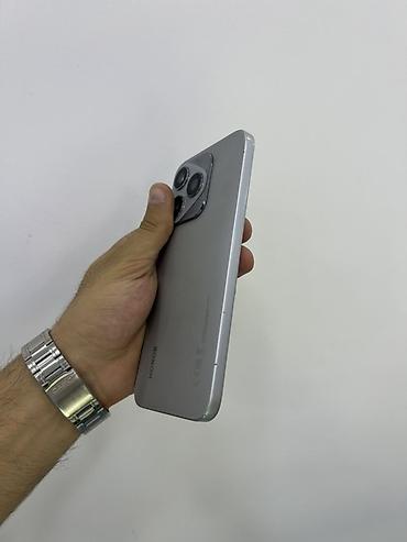 Мобильные телефоны и аксессуары: Honor 400 Lite, 256 ГБ, цвет - Серебристый, Face ID — 3