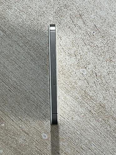 Apple iPhone: IPhone 4S, Б/у, 16 ГБ, Белый, Зарядное устройство, Кабель — 8