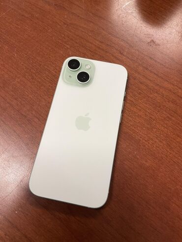 с переездом: IPhone 15, 128 ГБ, Жашыл, Заряддоочу түзүлүш, Коргоочу айнек, Каптама, 85 %