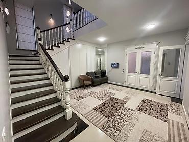 Продажа коттеджей и домов: Продается современный 6-ком. дом 250 м² на участке 4 сотки в центре с — 10