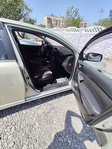 камри 70: Toyota Avensis: 2004 г., 1.8 л, Механика, Бензин, Седан — 6