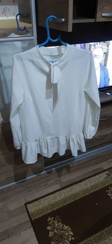 bele bluze: One size, Poliester, Jednobojni, bоја - Bela