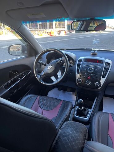 Kia: Kia Ceed: 1.4 l | 2010 il Hetçbek — 7