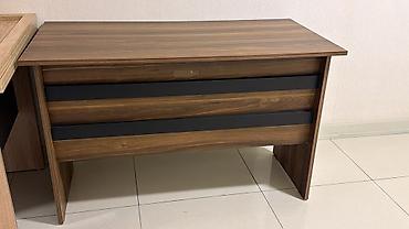 muəllim masası: Mebel: Ofis/iş masası - Material: Keyfiyyətli laminat (ağac fakturası — 1