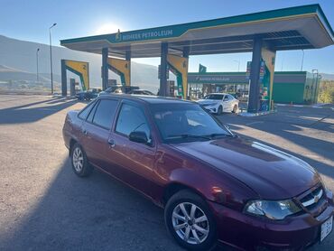 автомобиль daihatsu: Daewoo Nexia: 2009 г., 1.5 л, Механика, Бензин, Седан