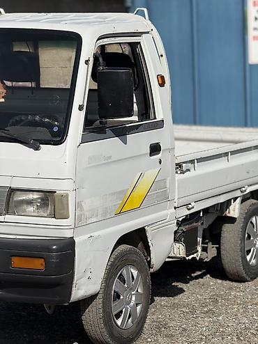 Коммерческий транспорт: Мини-грузовик Daewoo Labo 2013-года обьем 0.8 газ - Компактный — 2