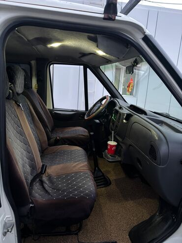 Ford: Ford Transit: 2004 г., 2 л, Механика, Дизель, Минивэн — 14