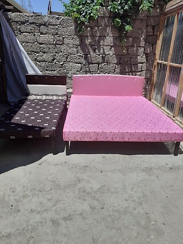 Çarpayı Taza hazırı var Çatdırılma münasib qiymətə 1 nəfərlik 50 manat — 1
