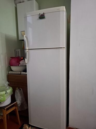 indesit soyuducular: İşlənmiş 2 qapılı Soyuducu Satılır, rəng - Ağ