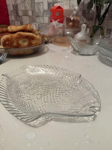 Наборы посуды: Продаю посуду(все вместе), в отличном состоянии Тарелки маленькие 17шт — 15