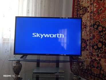 s24 ultra цена бишкек: Телевизор Skyworth, диагональ примерно 40–43 дюйма (по габаритам