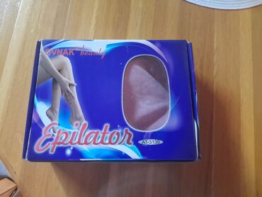 farmasi pomada za obrve: Epilator, nov, 2 brzine, visak mi nikad koriscen