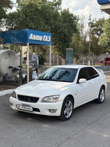 атего 1229: Toyota Altezza: 2002 г., 2 л, Автомат, Бензин, Седан
