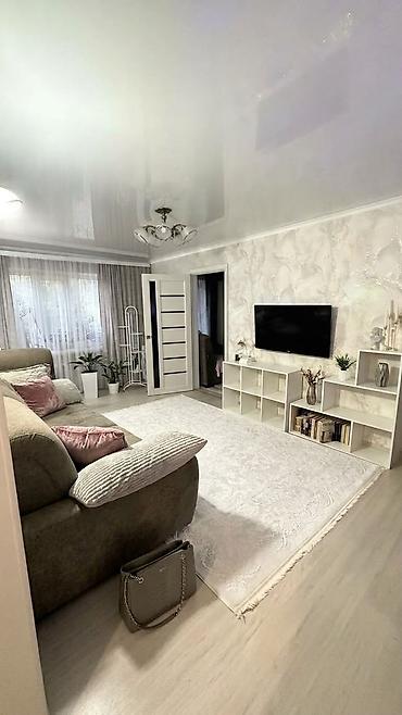 104: 3 комнаты, 56 м², Пишпек 104 серия, 1 этаж, Свежий ремонт — 1