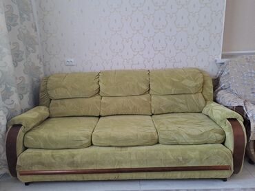 продаю кресло диван: Продаю диван с креслом 5000 сом