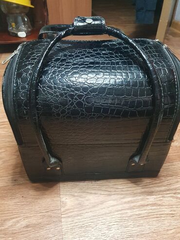 Другое оборудование для салонов красоты: Продаю ресницы для н аращивания . Ресницы — 12