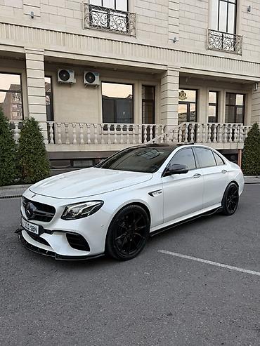 Mercedes-Benz E-класс AMG: 2018 г., 4 л, Автомат, Бензин, Седан