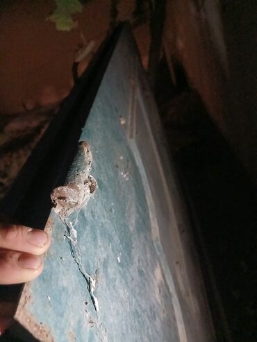 Giriş qapıları: İşlənmiş Giriş qapısı Şəbəkə ilə, Zəmanətsiz, Ünvandan götürmə — 2