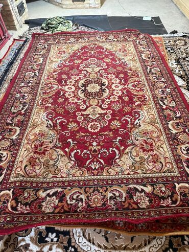 горка мебель для зала: Продаются ковры 
3*5
2*3