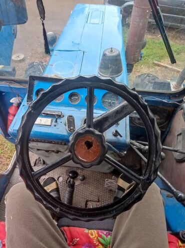 Тракторы МТЗ (Беларус): Трактор Беларус МТЗ 82.1 синего цвета,4x4 отличная передний привод — 6