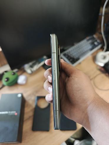 бризер xiaomi: Xiaomi, 13 Ultra, Б/у, 512 ГБ, цвет - Зеленый, 2 SIM — 2