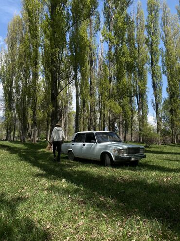 куплю автомобиля: ВАЗ (ЛАДА) 2107: 2003 г., 0.4 л, Механика, Бензин, Седан
