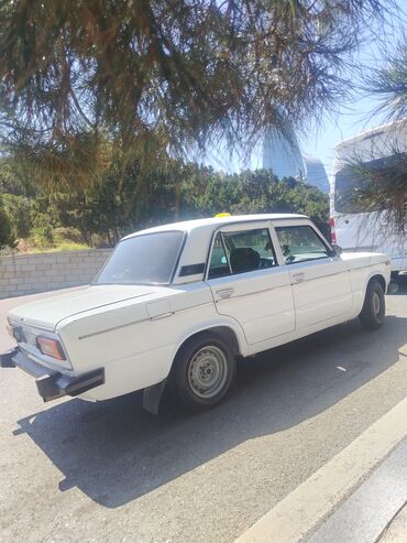 VAZ (LADA): VAZ 2106 sedan, ağ rəng. Klassik kuzov, 4 qapı, arxa ötürücülü. Ön və — 8