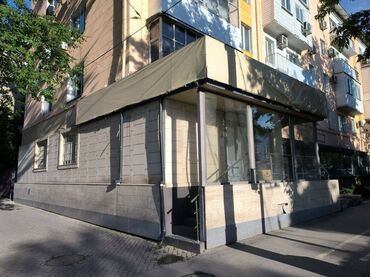 Долгосрочная аренда домов: Бишкек Парк ТРЦ Сдается комм помещение Площадь:143м2 Этаж:1