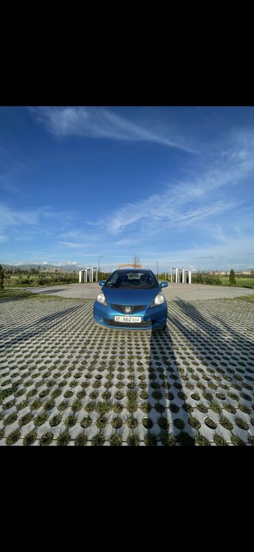 хонда фит бишкек цены: Honda Jazz: 2009 г., 1.3 л, Механика, Бензин, Седан