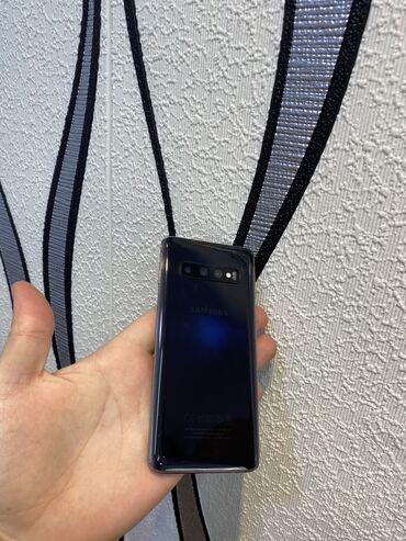 Samsung Galaxy S10, 128 ГБ, цвет - Черный, Гарантия, Отпечаток пальца, Две SIM карты