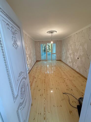 Köhnə tikili: Gəncə, 4 otaqlı, Köhnə tikili, 65 kv. m — 6