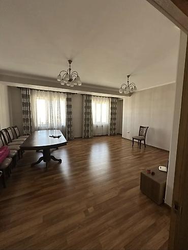 каартира сдается: 3 комнаты, Агентство недвижимости, Только девушкам — 2