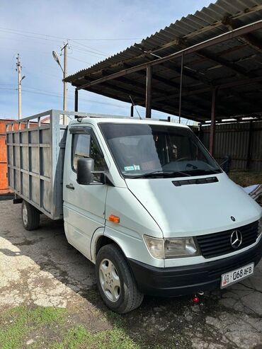 грузовые машины в лизинг: Легкий грузовик, Mercedes-Benz, Стандарт