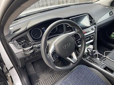 Продажа авто: Hyundai Sonata: 2019 г., 0.2 л, Автомат, Газ, Седан — 4