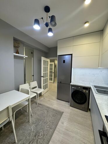 Продажа квартир: 3 комнаты, 76 м², Элитка, 8 этаж, Евроремонт