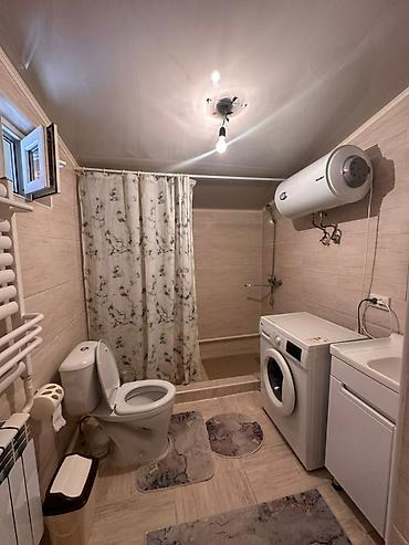 Продажа коттеджей и домов: ‼️Срочно продается дом 📍В Ак-Ордо1 5соток 🏠Дом 100кв2 💧Комуникации — 8