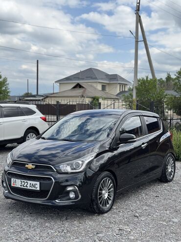 Chevrolet: Chevrolet Spark: 2016 г., 1 л, Вариатор, Бензин, Хэтчбэк
