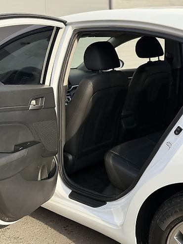 Hyundai: Hyundai Avante: 2020 г., 1.6 л, Вариатор, Бензин, Седан at lalafo.kg — 8 Hyundai: Hyundai Avante: 2020 г., 1.6 л, Вариатор, Бензин, Седан — 8