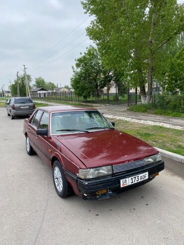 Другое: Mazda 626: 1984 г., 1.6 л, Механика, Бензин, Седан