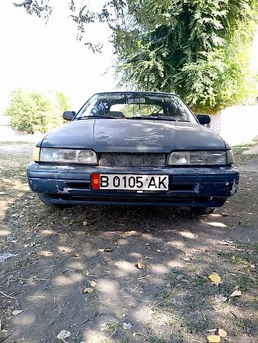 Mazda: Mazda 626: 1989 г., 2 л, Механика, Бензин, Хэтчбэк — 4